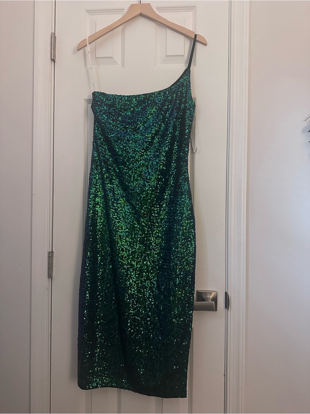 Lulus Green Sequin One-Shoulder Midi Dress